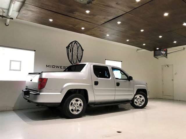 2010 Honda Ridgeline 4x4 RT 4dr Crew Cab